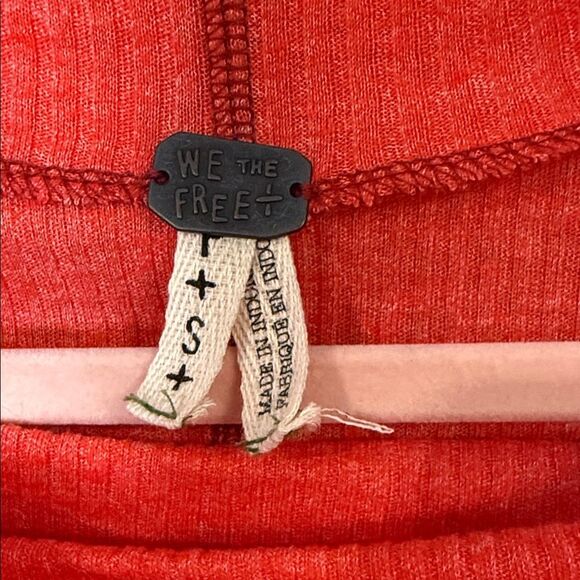 Free People Londontown thermal asymmetrical ribbed sweater with side slit size S - Picture 3 of 8